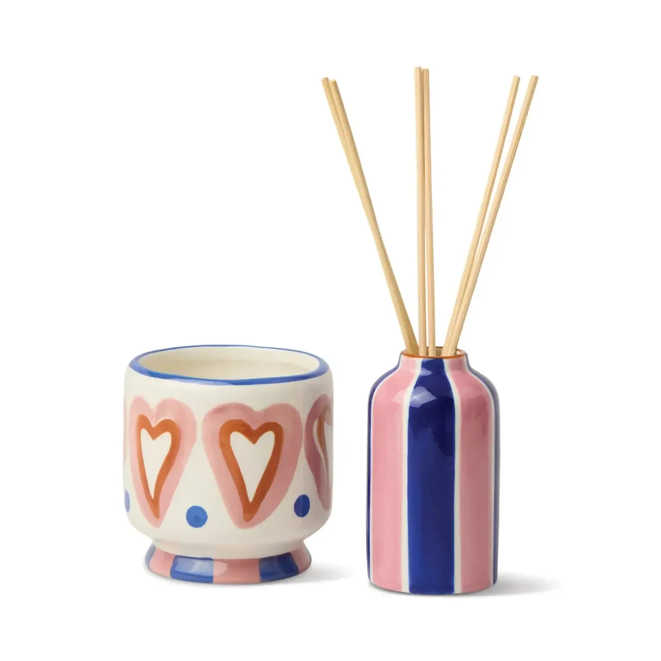 A Dopo 4fl oz./118ml Hearts Ceramic Diffuser - Rosewood Vanilla - Image 2