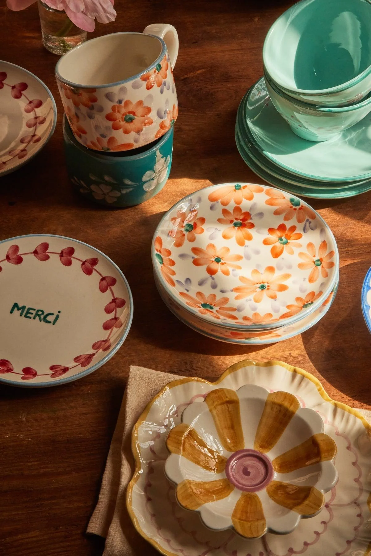 Ceramic Cake Plate with Hand-painted Flowers - Orange - Image 2