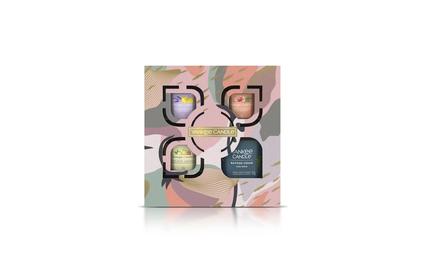 Coffret cadeau avec 1 petite bougie timbale et 3 mini bougies