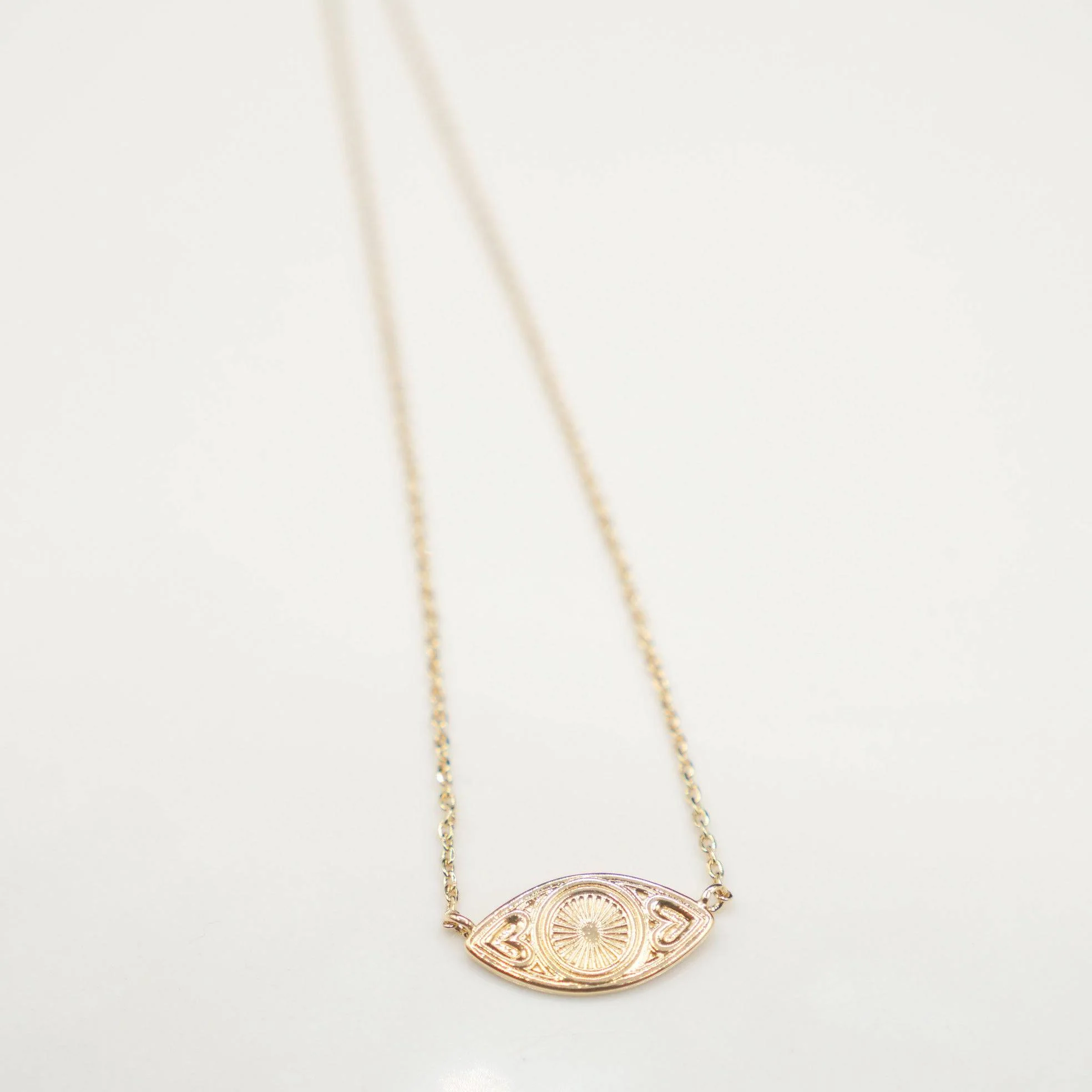 Collier plaqué or Third Eye - Image 2