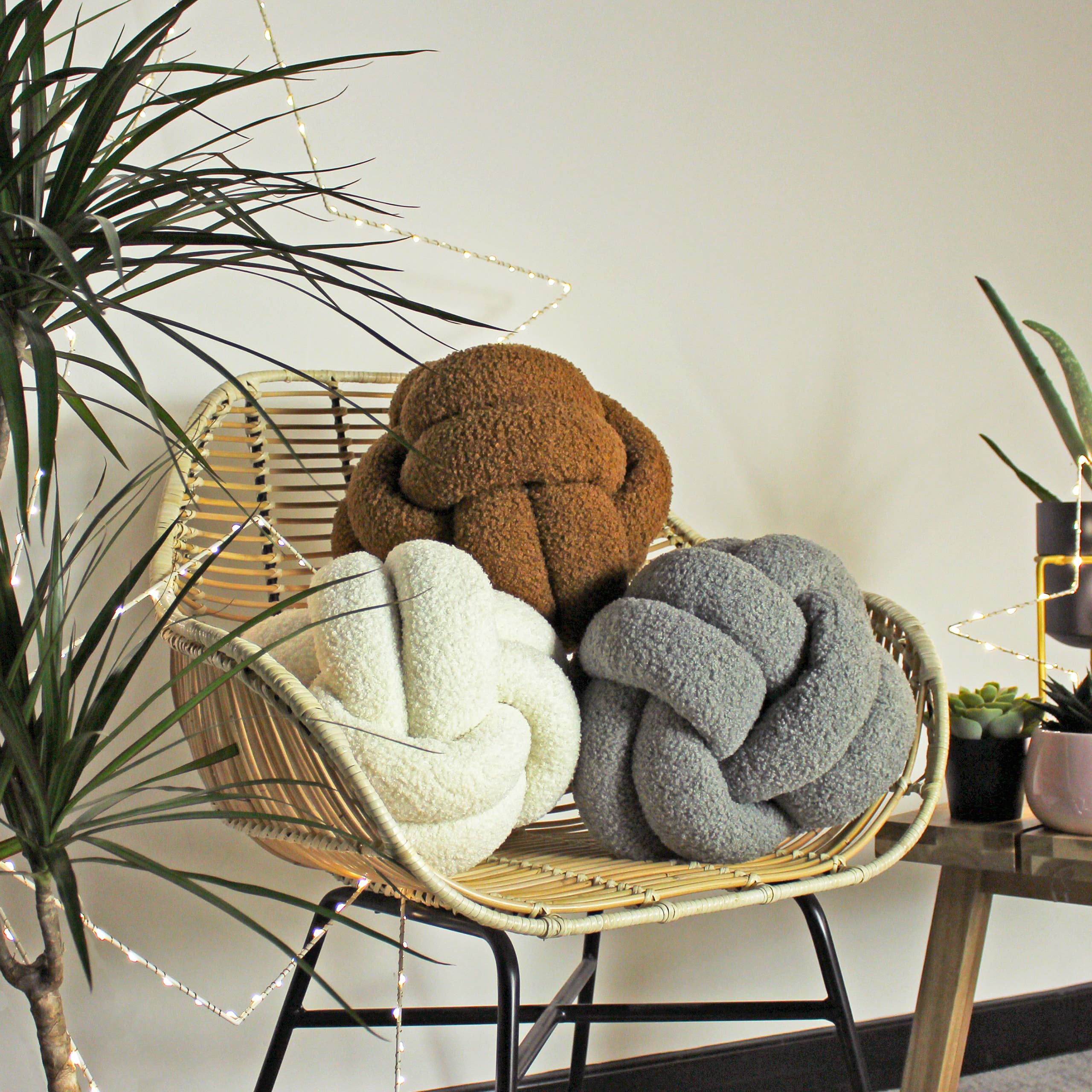 Coussin polaire Boucle Knot écru: Écru / 30 x 30 cm - Image 2