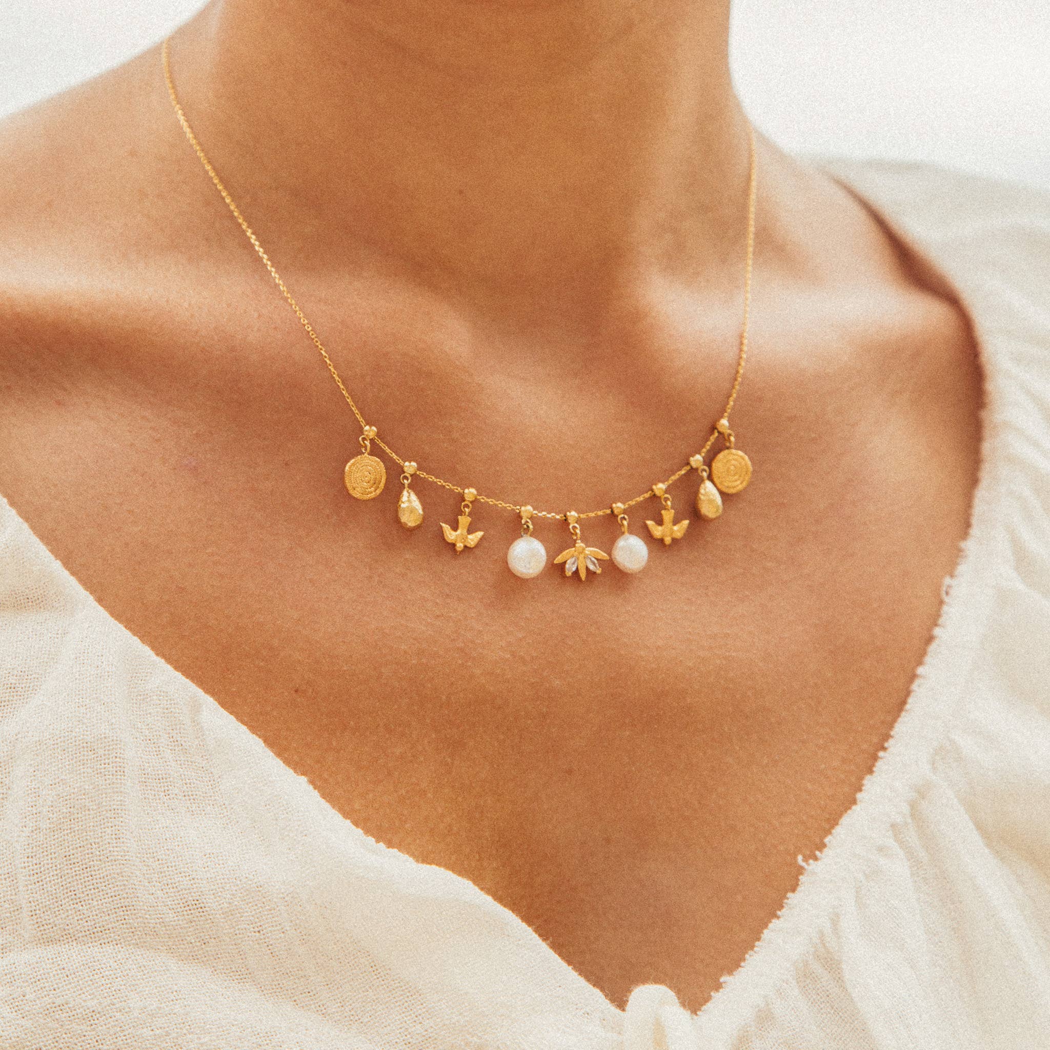 Estée Charm | Bijoux en or, cadeaux imperméables: Breloque seulement - Image 3