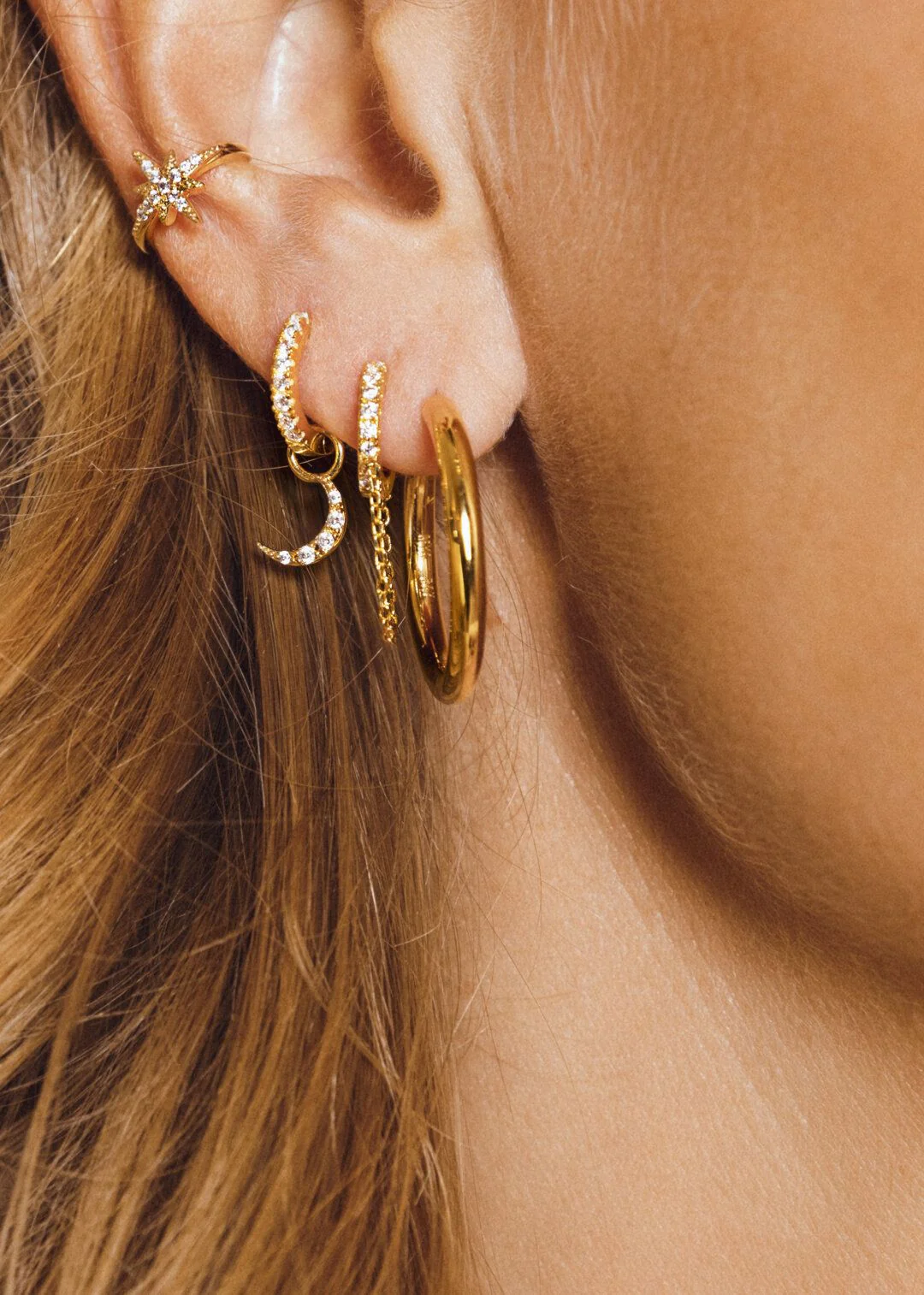 FAUX PIERCING - PICCADILLY CIRCUS - Image 2