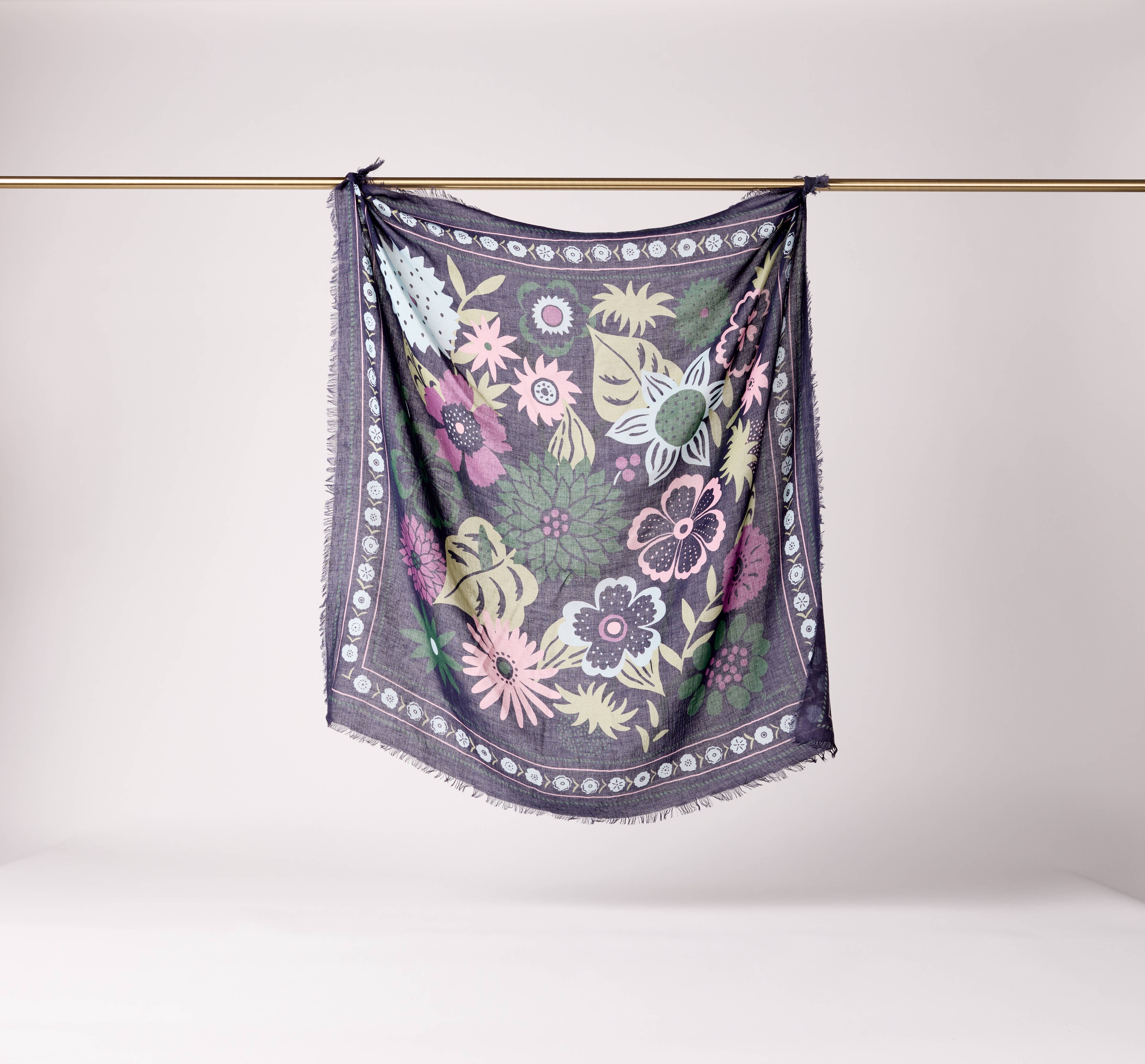 FOULARD LAINE WINTER BLOOM BLEU ORAGE - Image 3