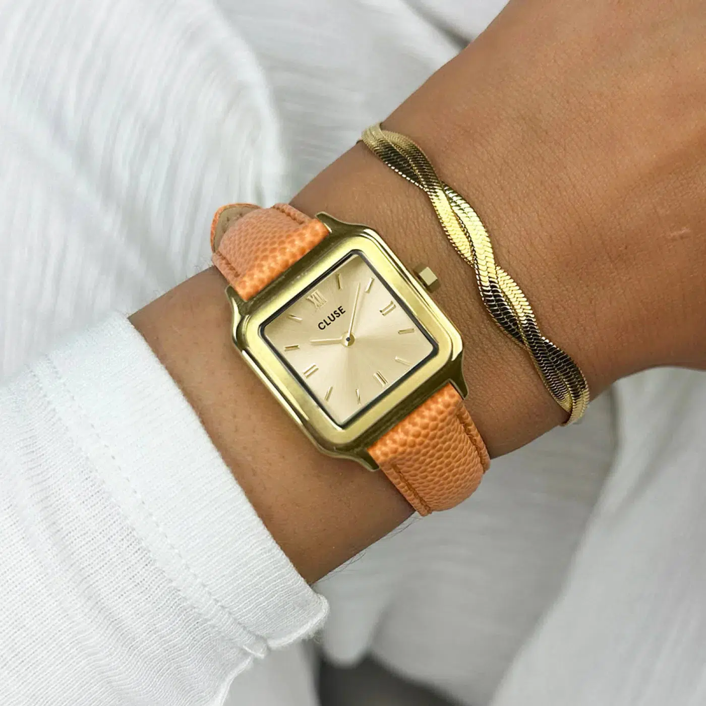 Gracieuse Petite Watch Leather, Apricot Lizard, Gold Colour - Image 4