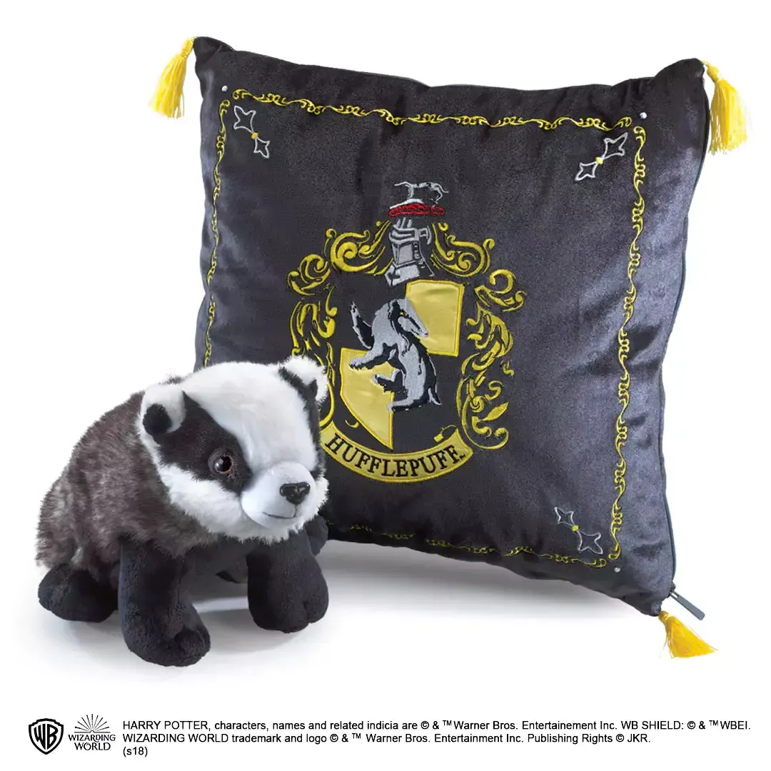 Peluche et coussin de la Maison de Poufsouffle - Harry Potter