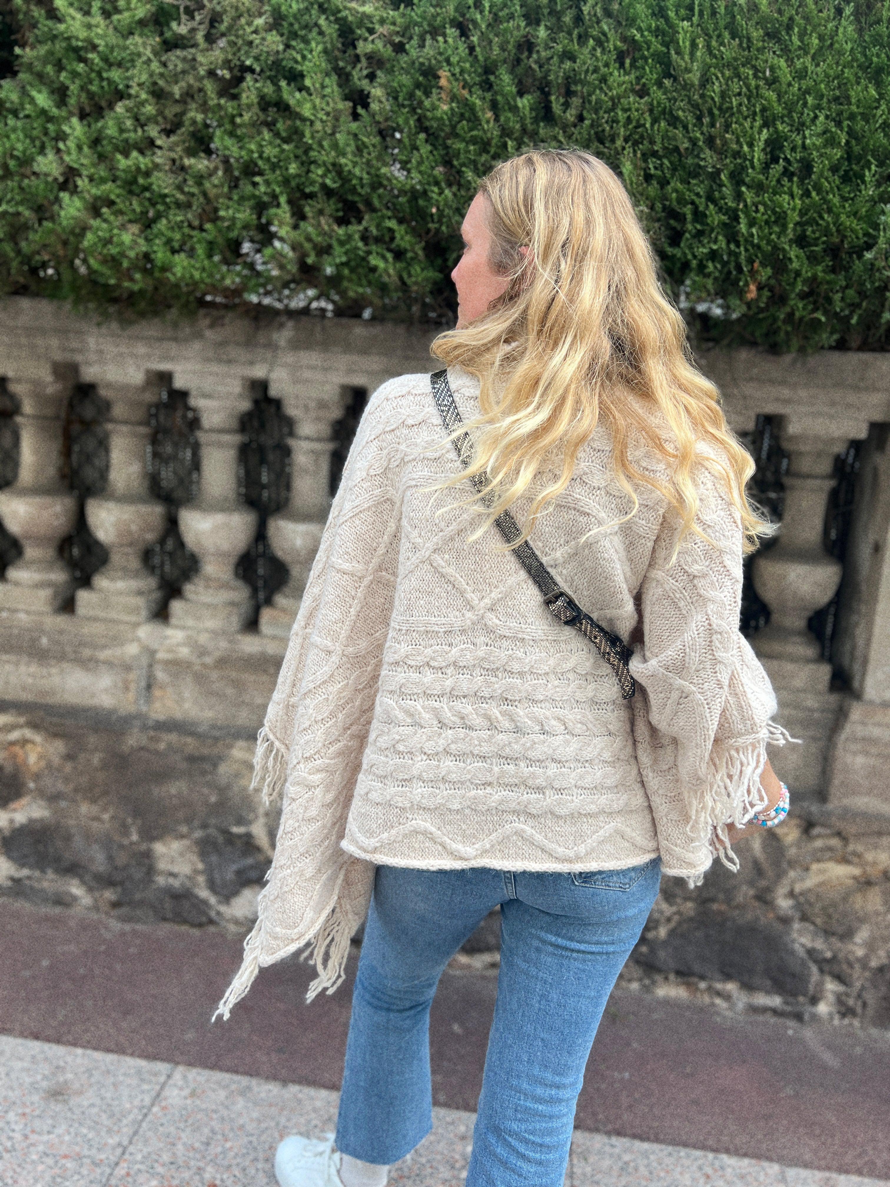 Poncho Epira I Crème - Image 3