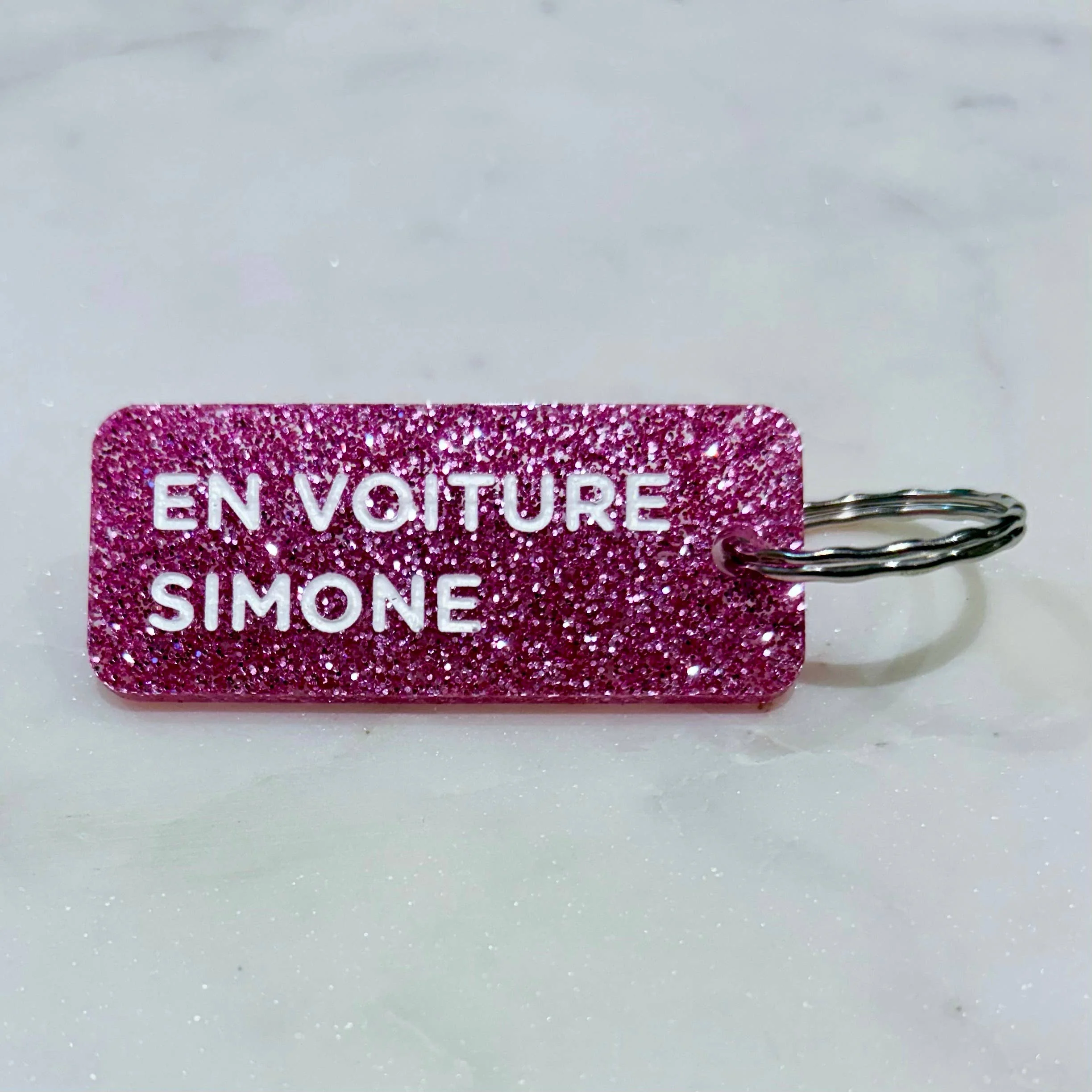 Porte-clés à paillettes I EN VOITURE SIMONEFuchsia / Or - Image 2
