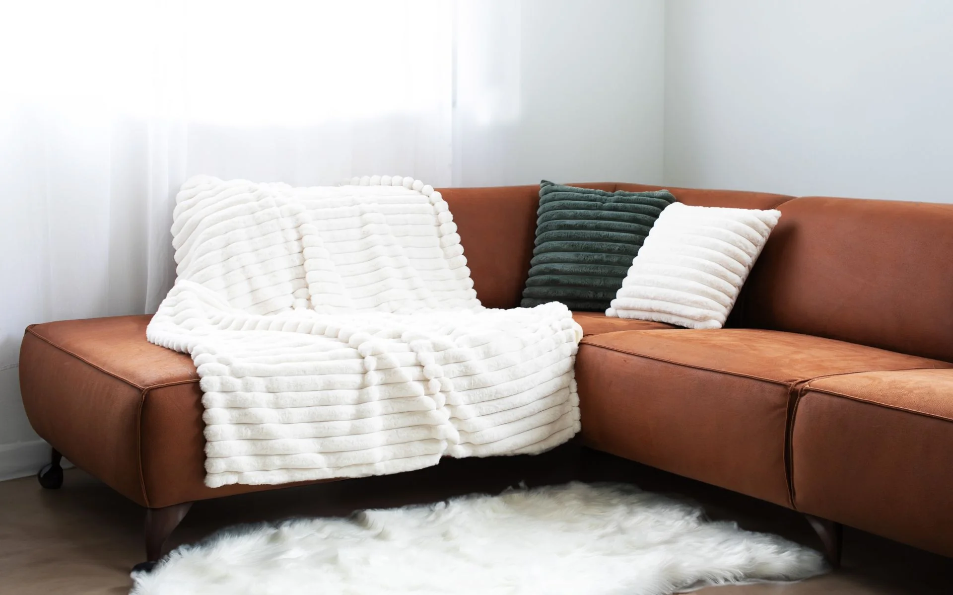 Rabbit stripe fur throw - 130x170cm, ivory - Image 2