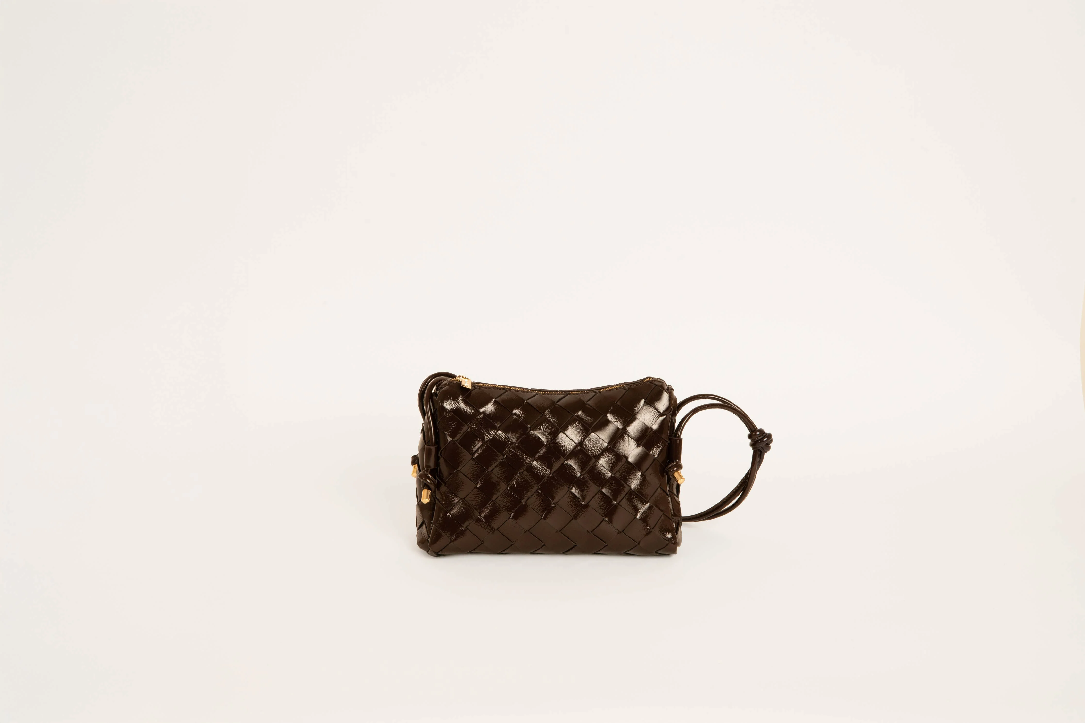 SAC TRESSÉ CUIR VERNIS CHOCOLAT GEORGIA - Image 6