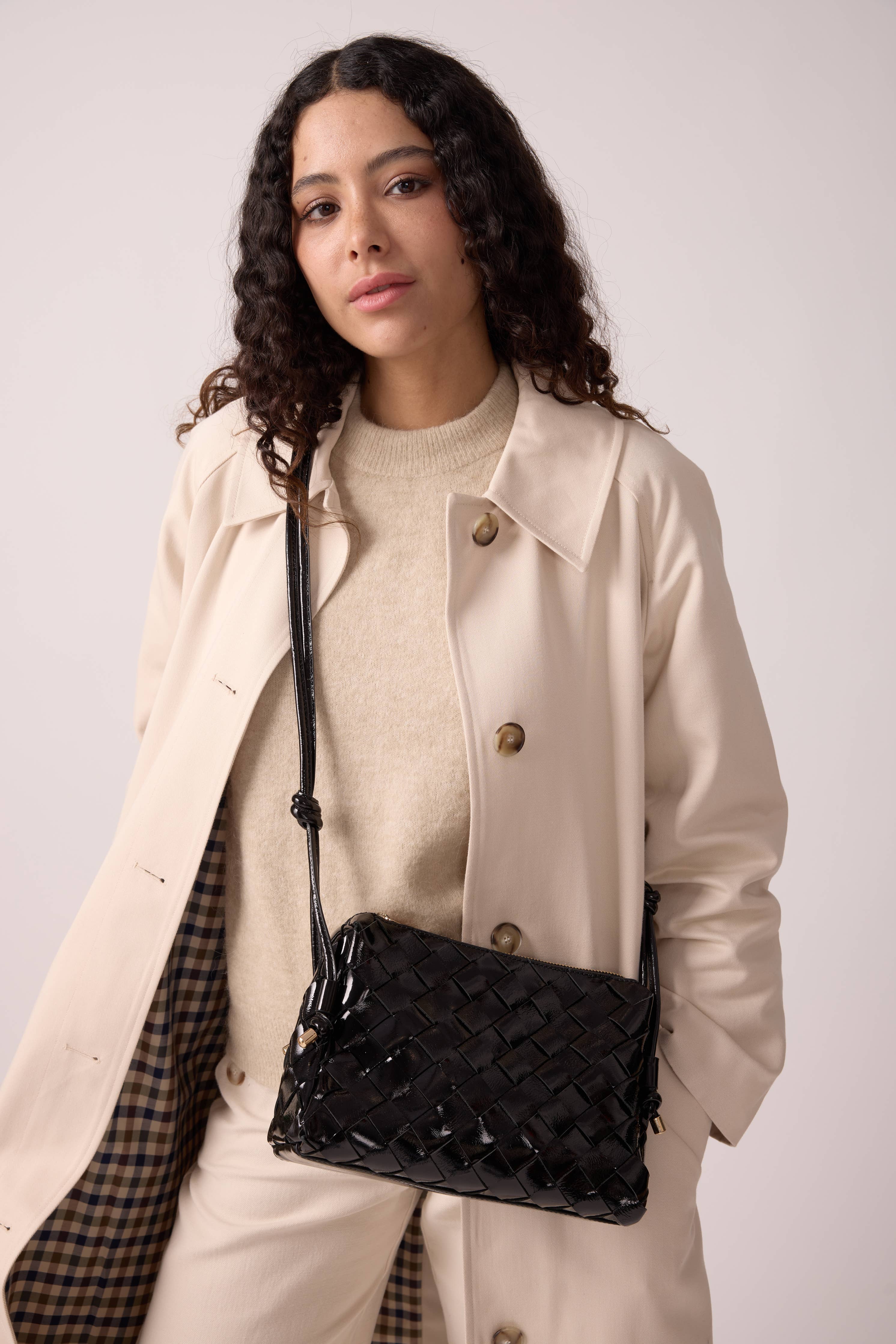 SAC TRESSÉ CUIR VERNIS NOIR GEORGIA - Image 4