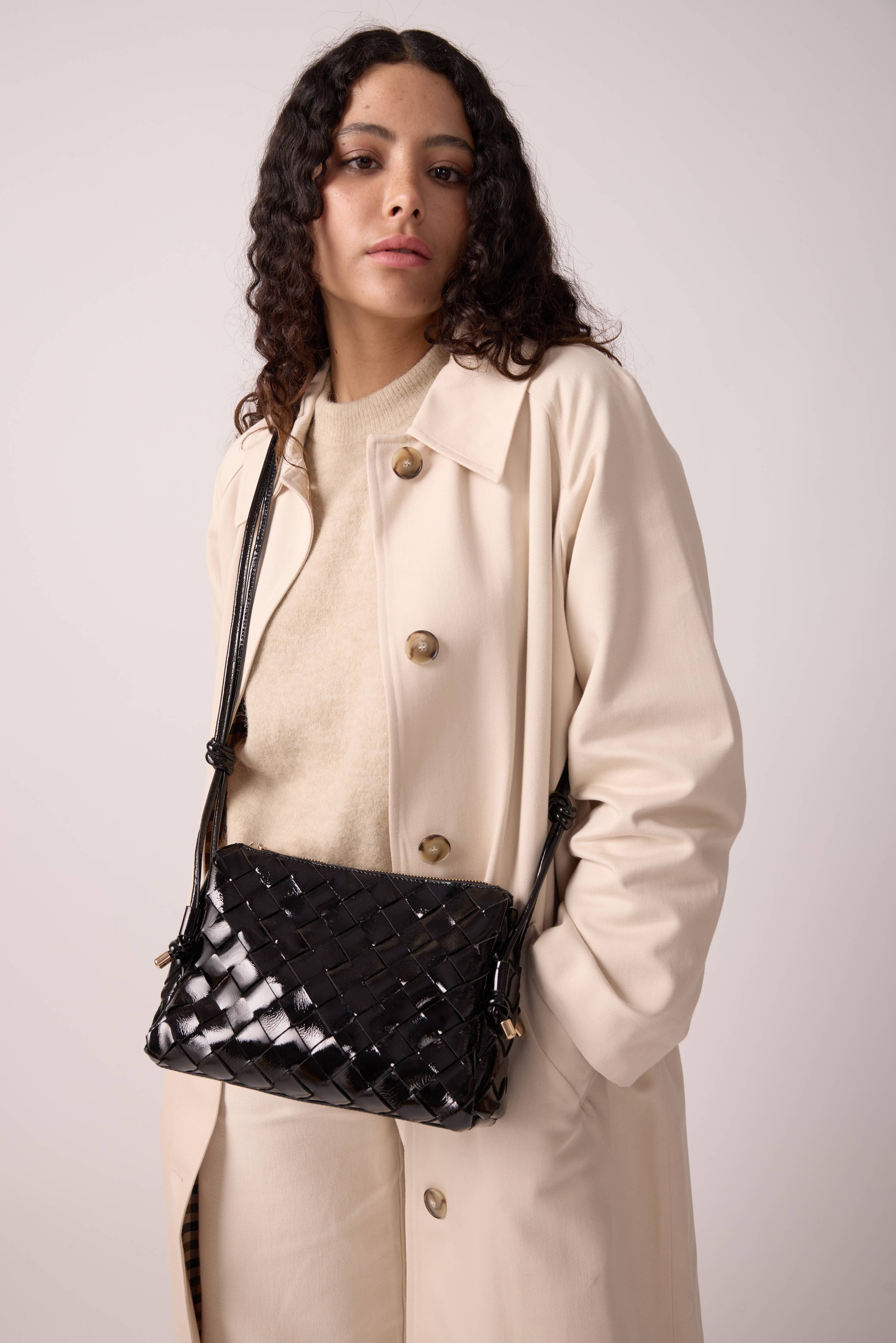 SAC TRESSÉ CUIR VERNIS NOIR GEORGIA - Image 5