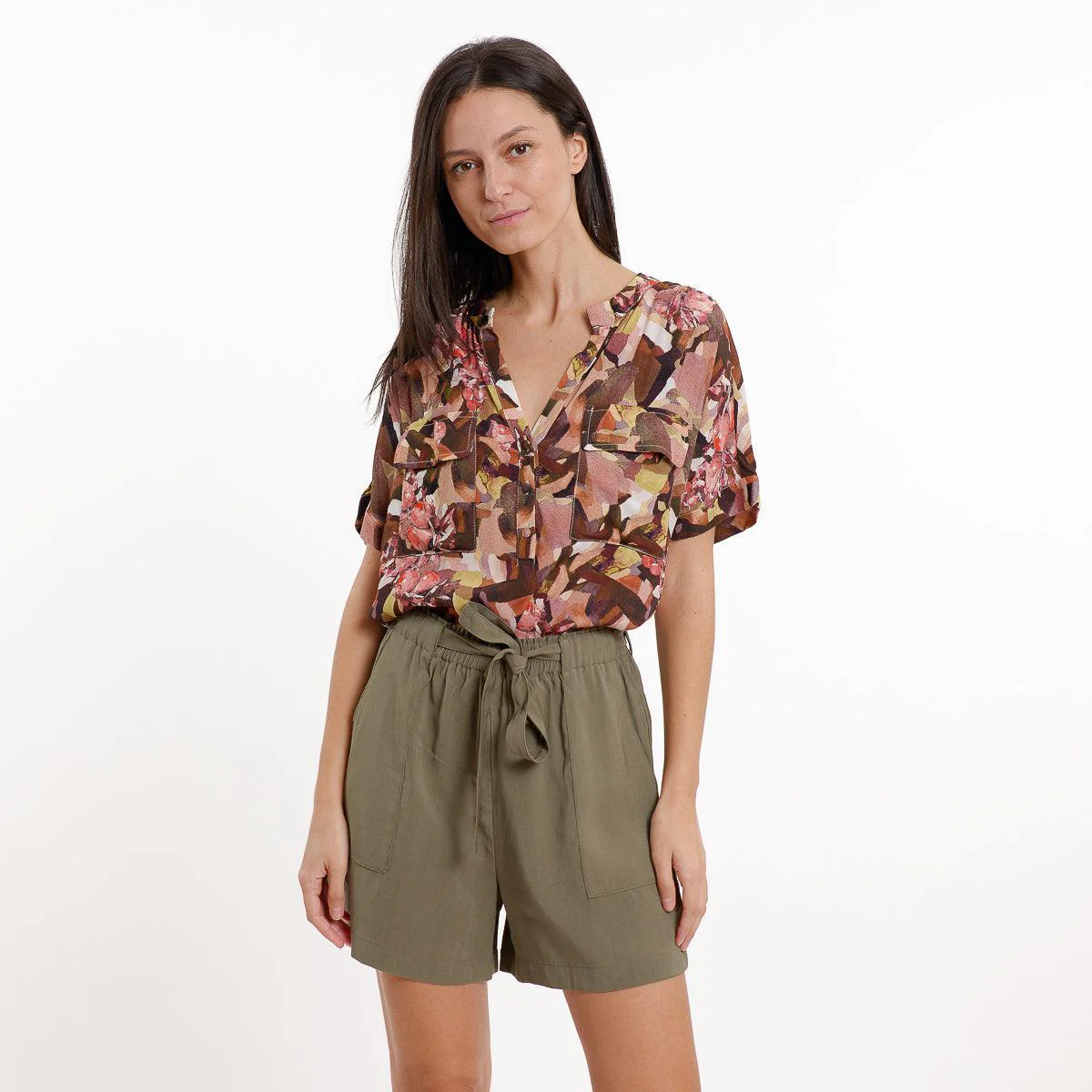 Short Charleen I Khaki - Image 3