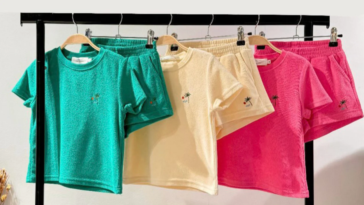 Short en éponge avec broderie I ecru
