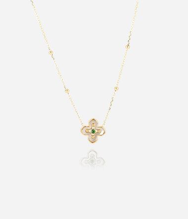 Collier Leslie