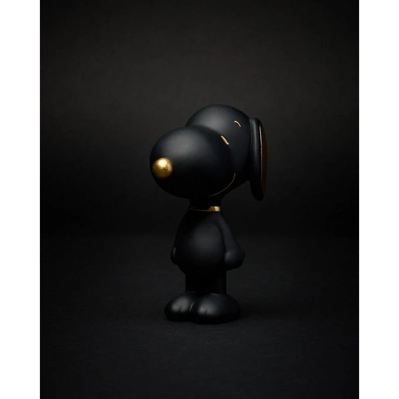 Statue Snoopy Standing Small 12 Cm Standing Black 12 Cm